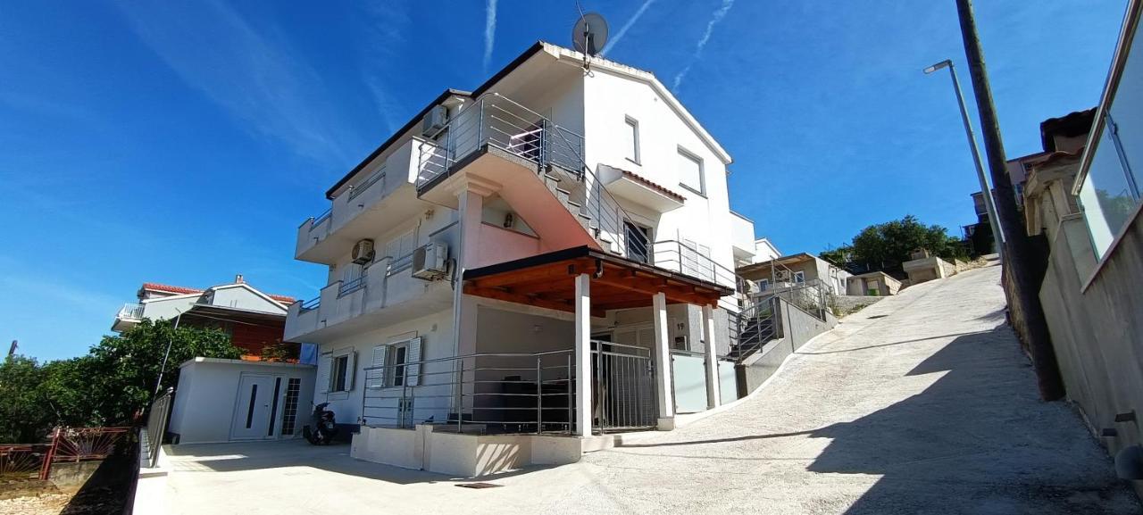 Apartman Renata & Apartman Maja Trogir Buitenkant foto